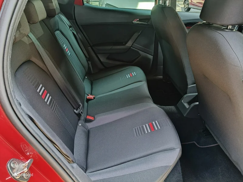 Seat Arona 13