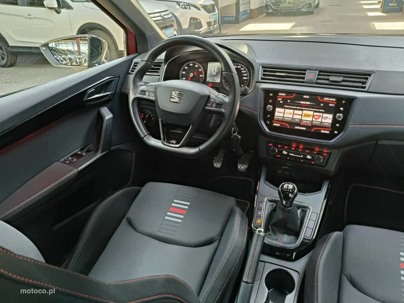 Seat Arona 14