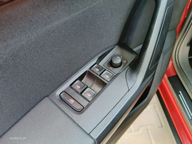 Seat Arona 15