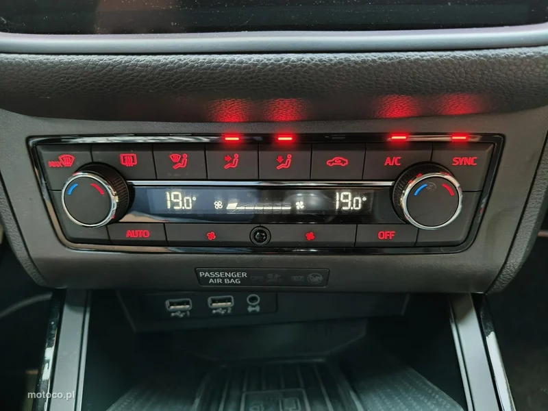 Seat Arona 24