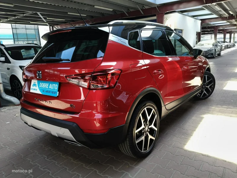 Seat Arona 5