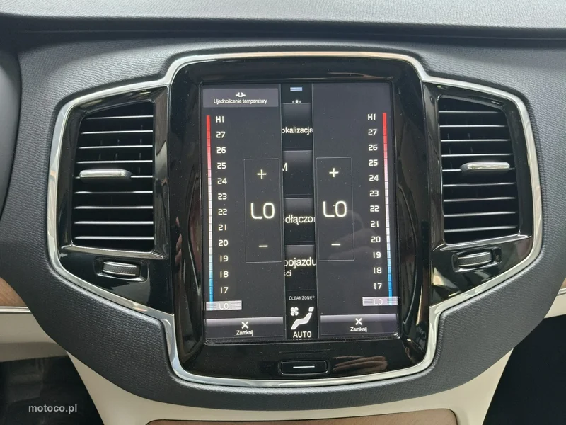 Volvo XC 90 34
