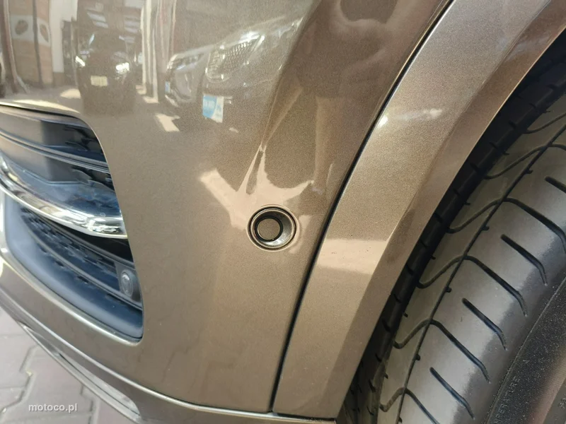 Volvo XC 90 8