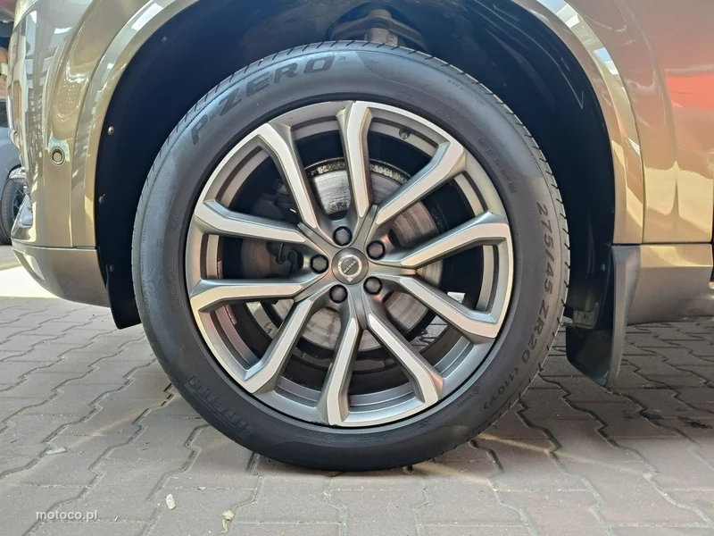 Volvo XC 90 10