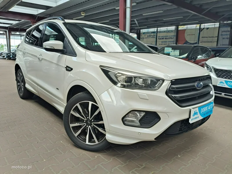 Ford Kuga II 4