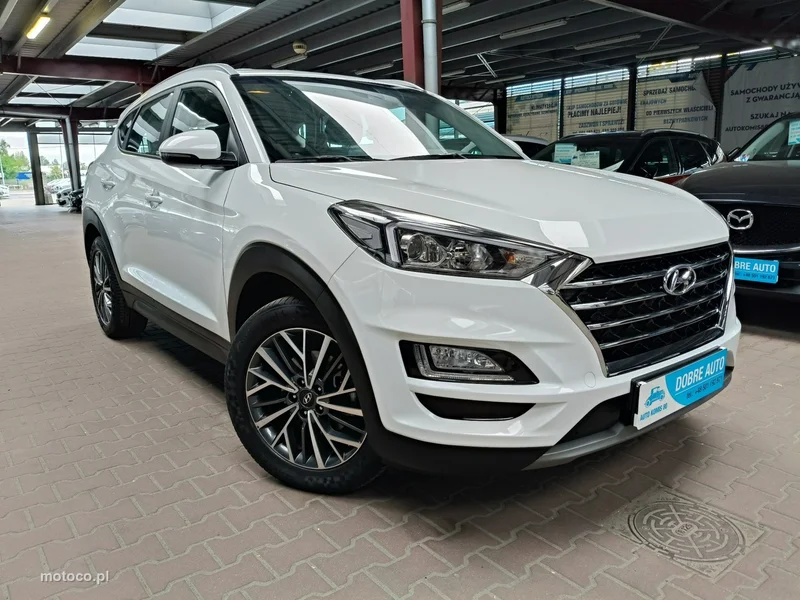 Hyundai TUCSON 4