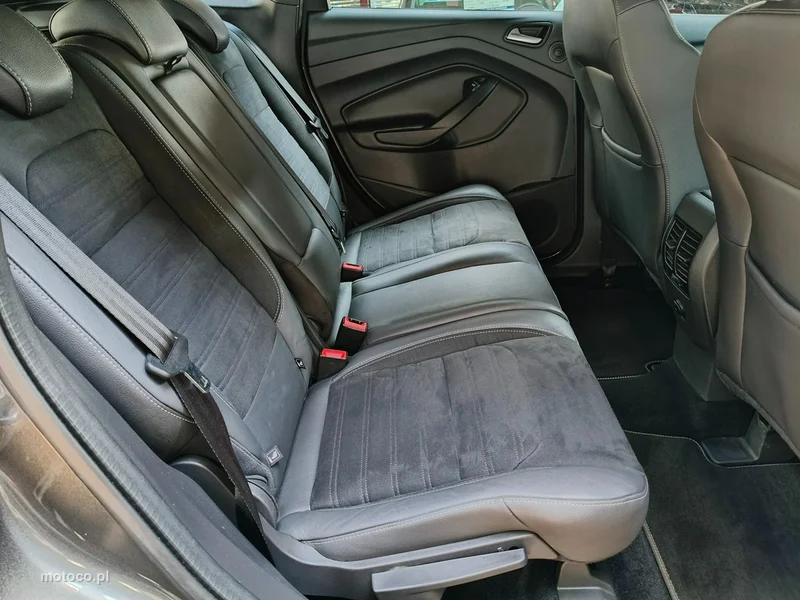 Ford Kuga II 18