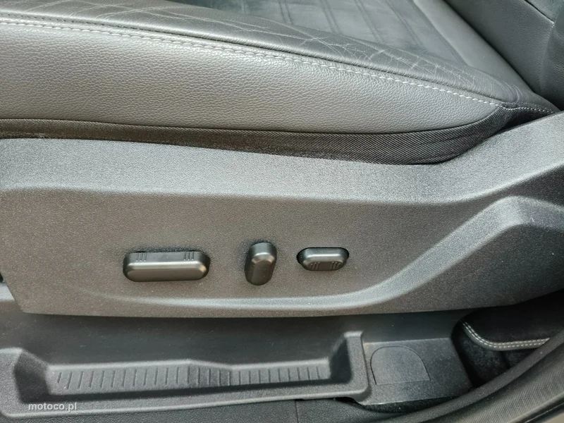 Ford Kuga II 24