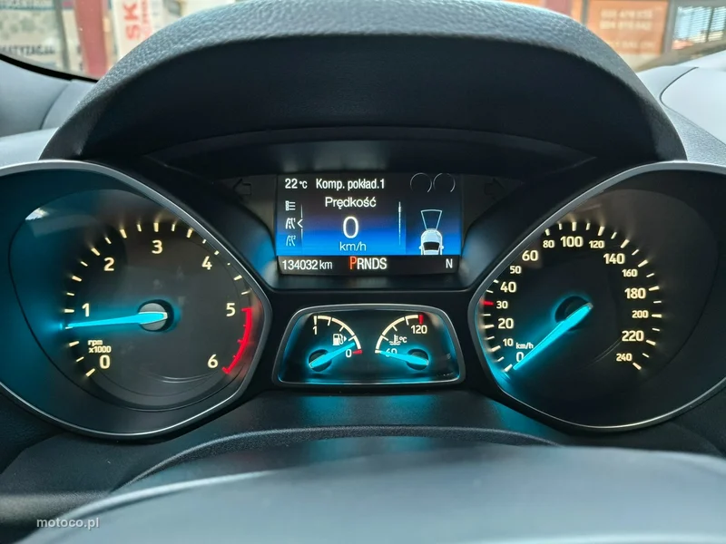 Ford Kuga II 28