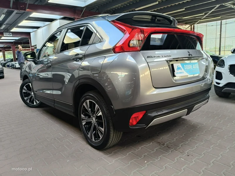 Mitsubishi Eclipse Cross 6