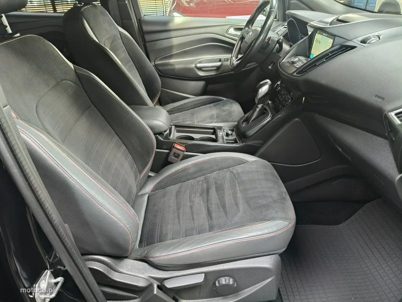 Ford Kuga III 16
