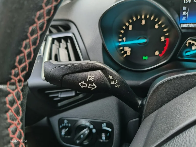 Ford Kuga III 23