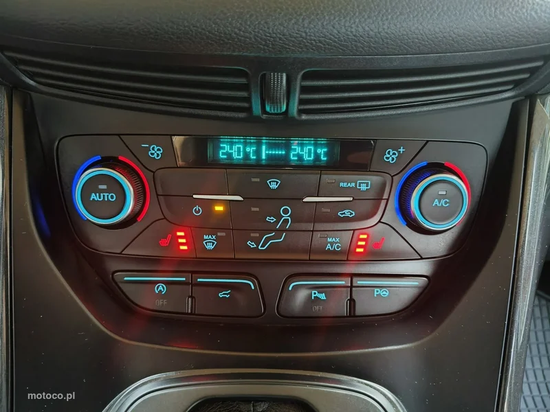 Ford Kuga III 31