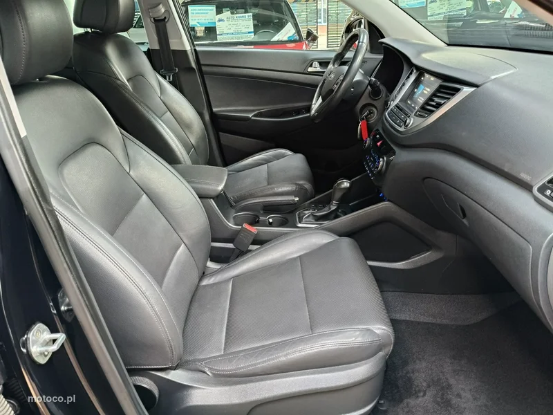 Hyundai TUCSON 16