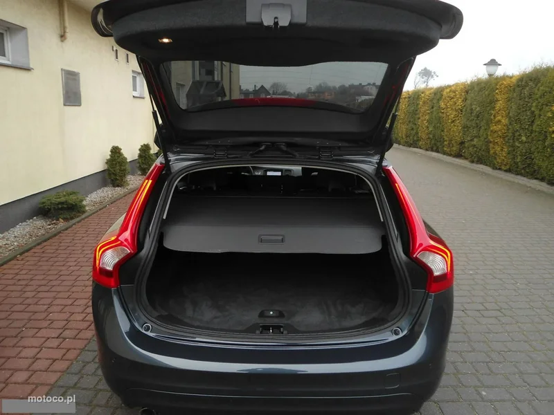 Volvo V60 11