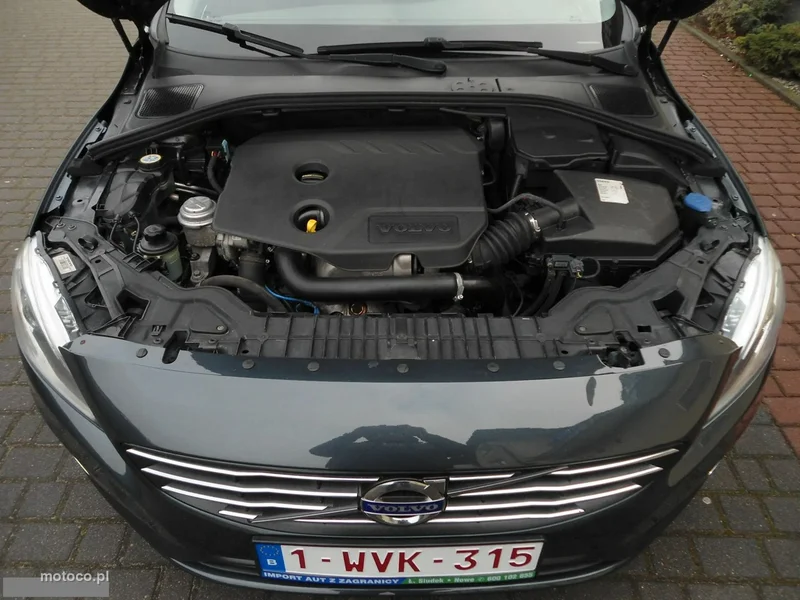 Volvo V60 19