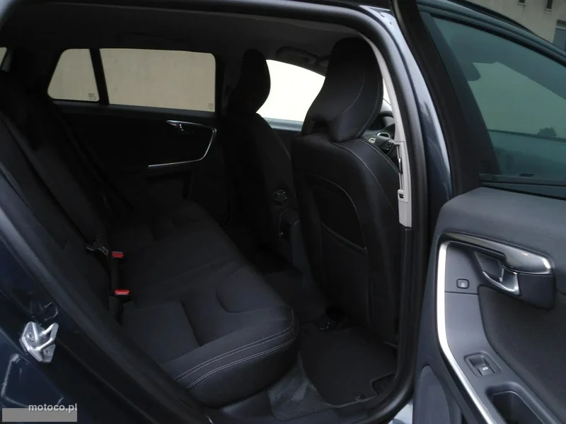 Volvo V60 22