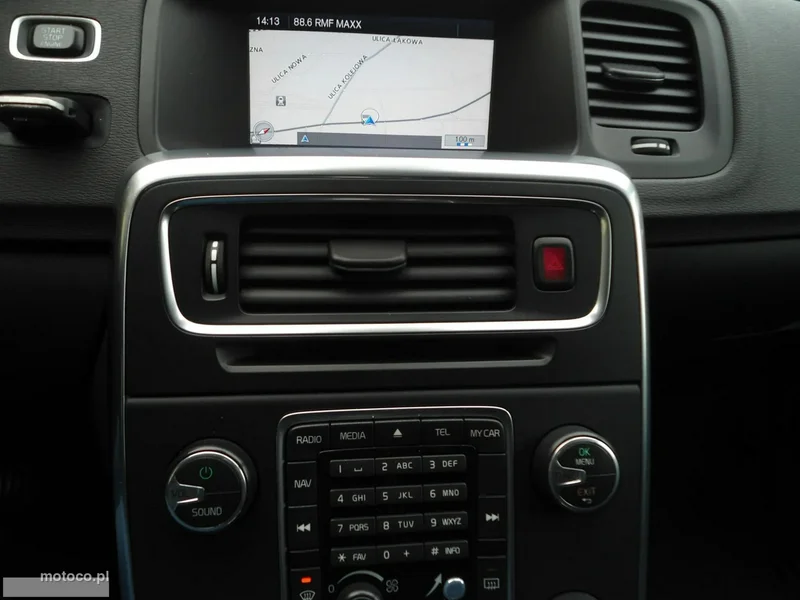 Volvo V60 30