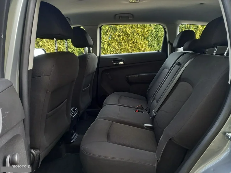 Chevrolet Orlando 23
