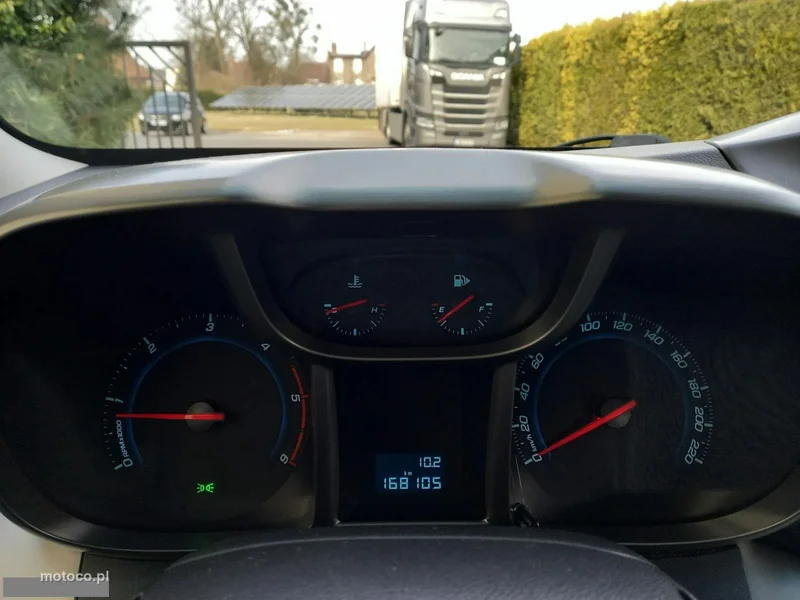 Chevrolet Orlando 27