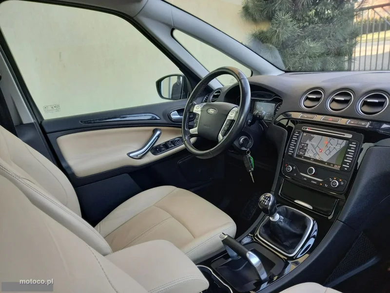 Ford S-Max I 23