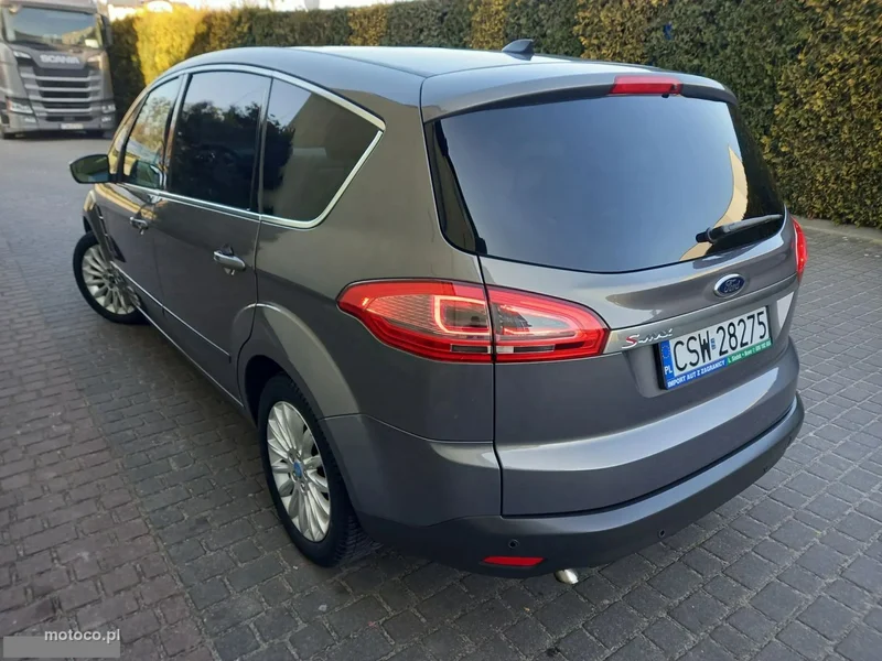 Ford S-Max I 9