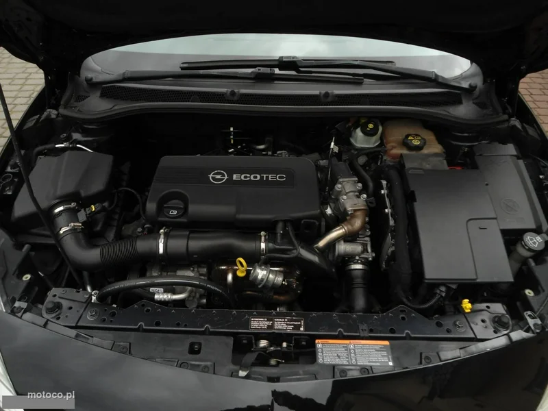 Opel Astra J 16