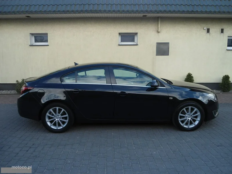 Opel Insignia A 14