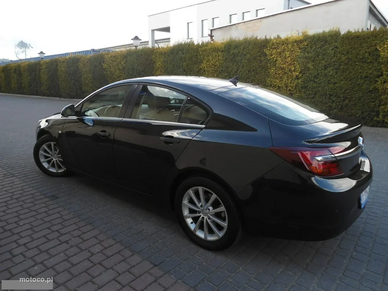 Opel Insignia A 8