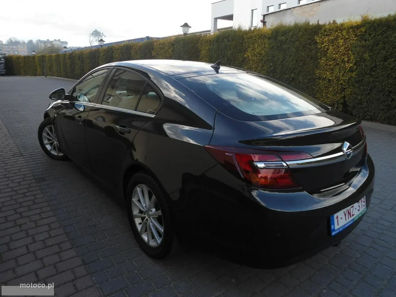 Opel Insignia A 9