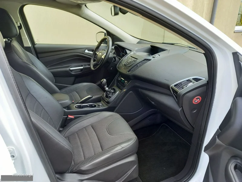 Ford Kuga II 18
