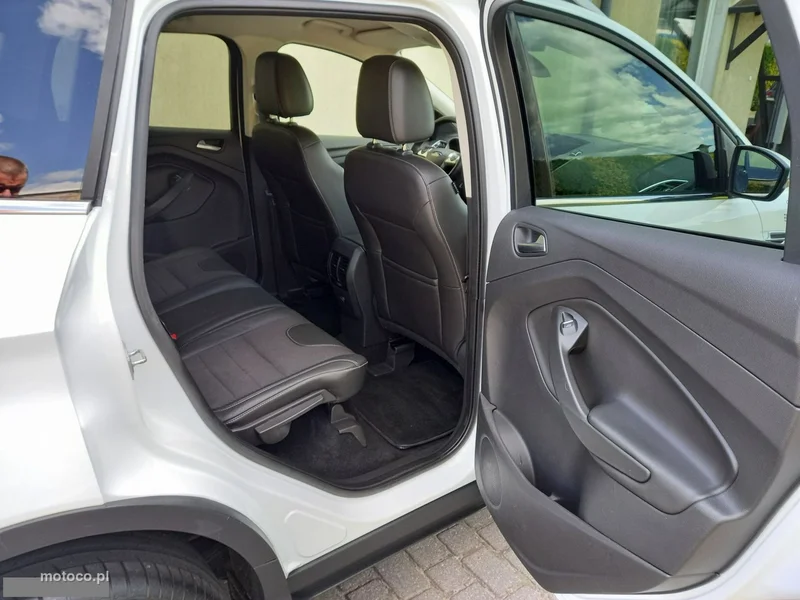 Ford Kuga II 21