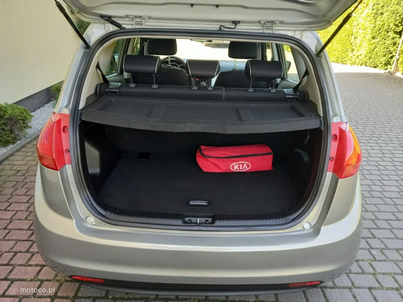 Kia Venga 17