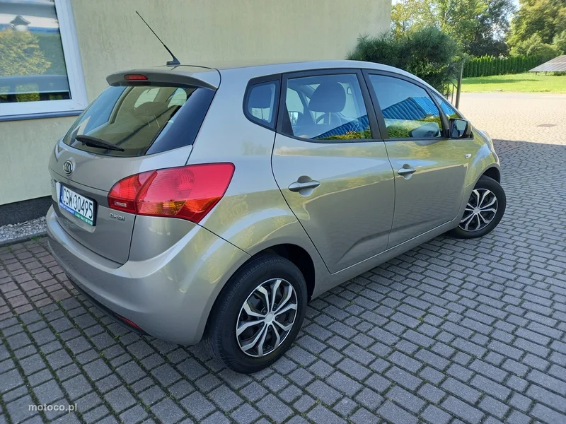 Kia Venga 6