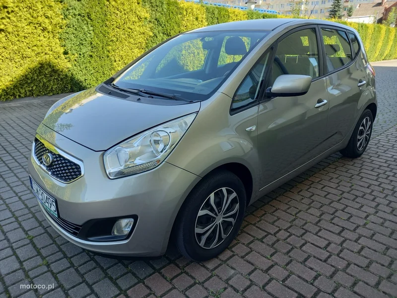 Kia Venga 10