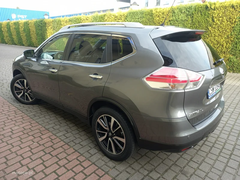 Nissan X-Trail 7