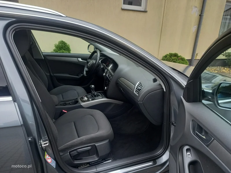 Audi A4 B8 23