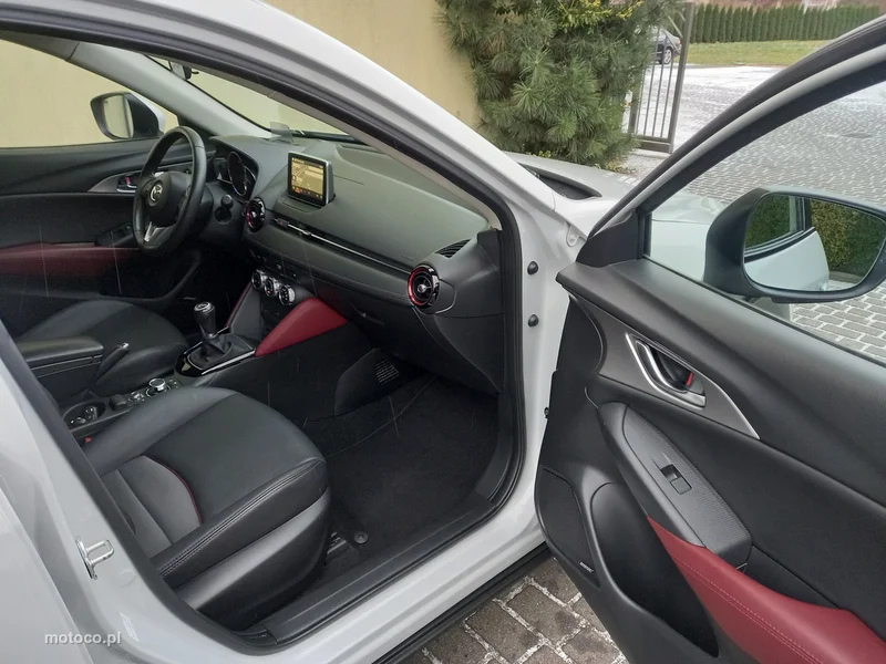 Mazda CX-3 23