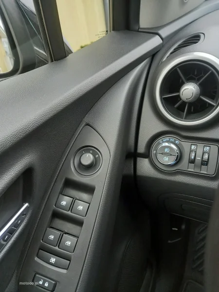 Chevrolet Trax 33