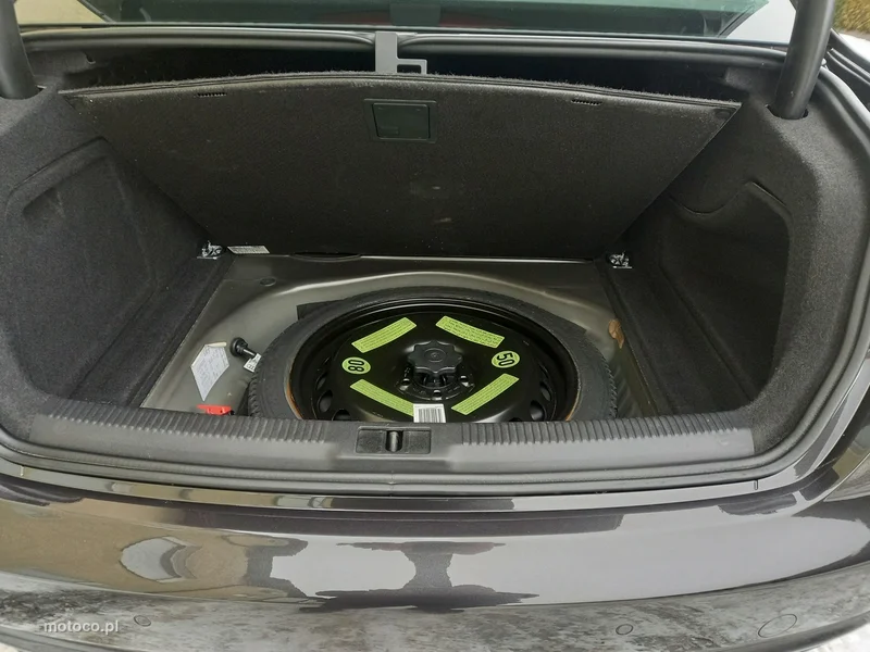 Audi A4 B8 19