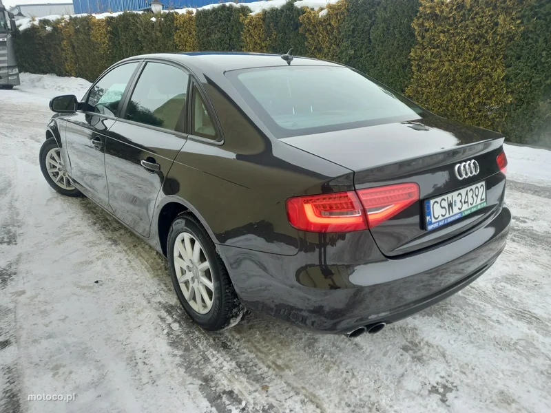 Audi A4 B8 6