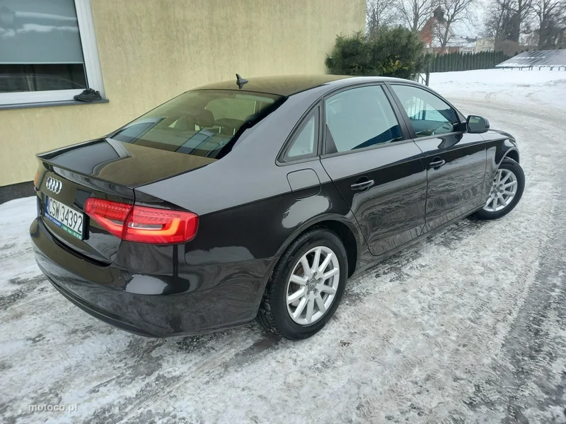 Audi A4 B8 7