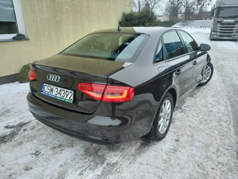 Audi A4 B8 8