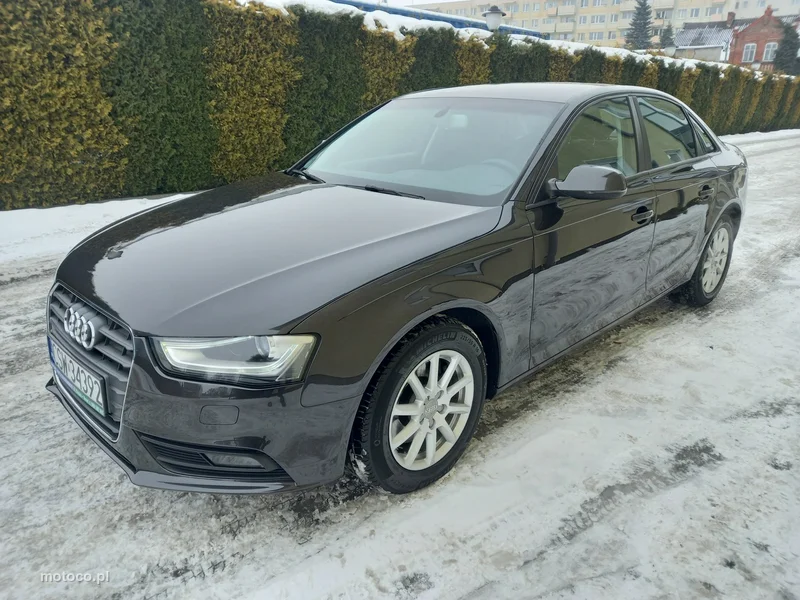 Audi A4 B8 9