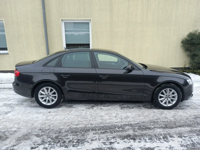 Audi A4 B8 10