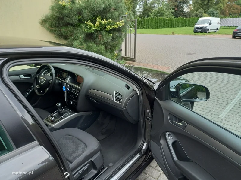 Audi A4 B8 20