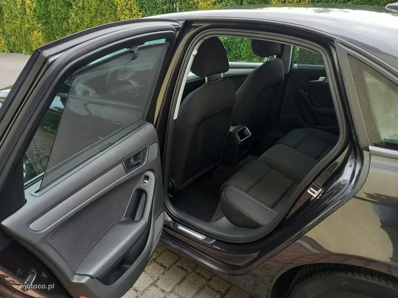 Audi A4 B8 25