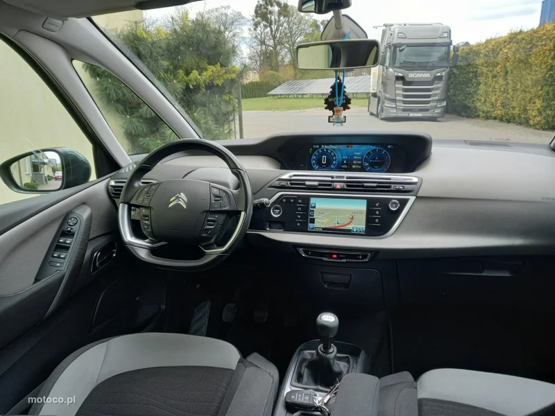 Citroen C4 Picasso 25