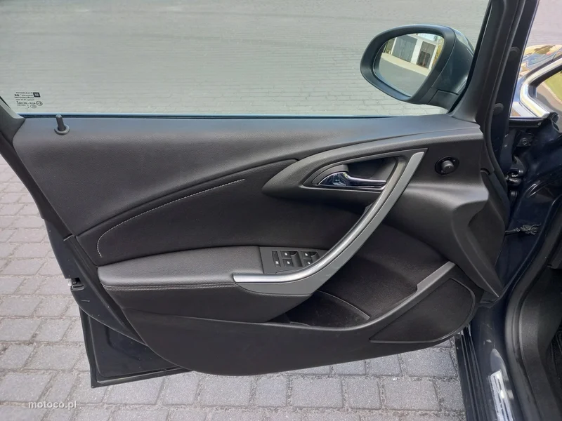 Opel Astra J 29