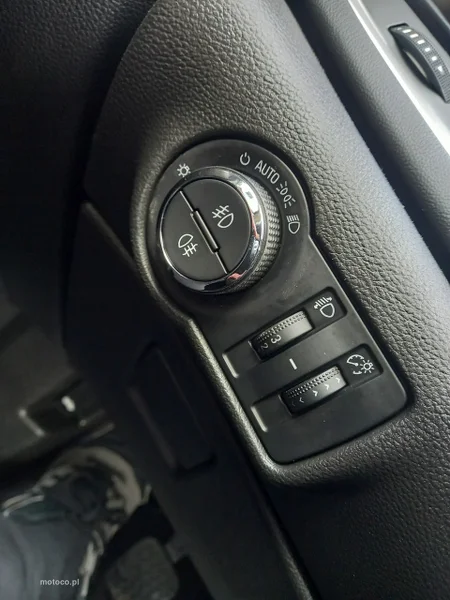 Opel Astra J 35